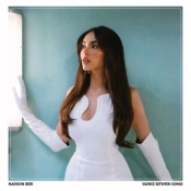 Capa do artigo Silence Between Songs - CD