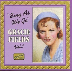 Capa do artigo 'Sing As We Go' - CD