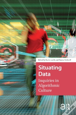 Capa do artigo Situating Data