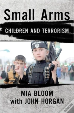 Capa do artigo Small Arms
