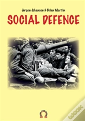 Capa do artigo Social Defence