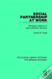 Capa do artigo Social Partnership At Work