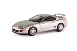Capa do artigo Solid Toyota Supra MK4 - Silver Metallic - 2002 1/43 Scale with Acrylic Case