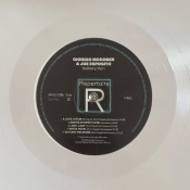 Capa do artigo Solitary Men - Vinil