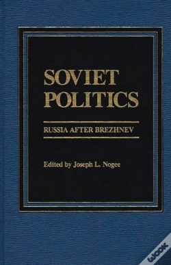 Capa do artigo Soviet Politics