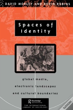 Capa do artigo Spaces Of Identity