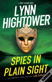 Capa do artigo Spies In Plain Sight