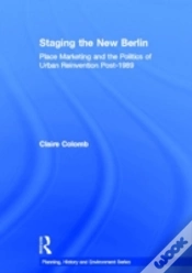 Capa do artigo Staging The New Berlin