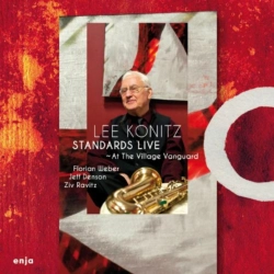 Capa do artigo Standards Live at the Village Vanguard - CD