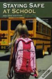 Capa do artigo Staying Safe At School