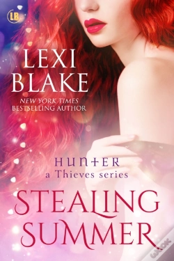 Capa do artigo Stealing Summer (Hunter: A Thieves Series Book 5)