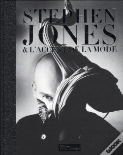 Capa do artigo Stephen Jones, Createur De Chapeaux