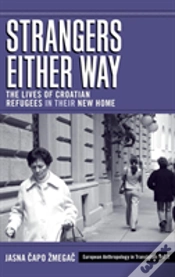 Capa do artigo Strangers Either Way