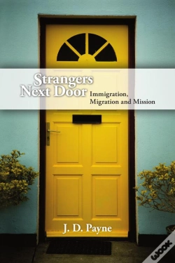 Capa do artigo Strangers Next Door