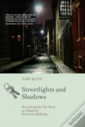 Capa do artigo Streetlights And Shadows