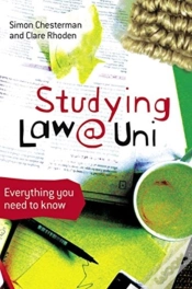 Capa do artigo Studying Law At University