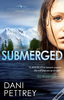 Capa do artigo Submerged (Alaskan Courage Book #1)