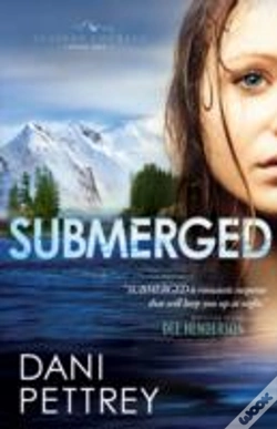 Capa do artigo Submerged