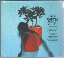 Capa do artigo Sunlit Youth - CD