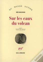 Sur Les Eaux Du Volcan