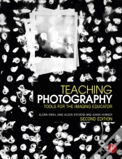 Capa do artigo Teaching Photography