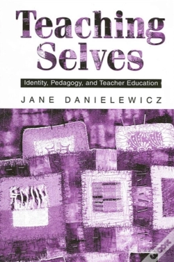 Capa do artigo Teaching Selves