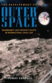 Capa do artigo The Development Of Outer Space