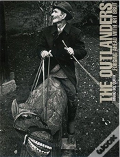 Capa do artigo The Outlanders : Forging Ahead With Art Brut /Anglais
