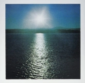 Capa do artigo The space between - Vinil