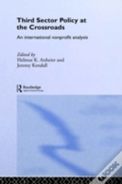 Capa do artigo Third Sector Policy At The Crossroads