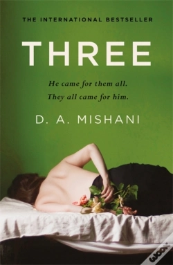 Capa do artigo Three