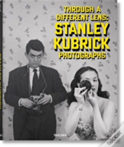 Capa do artigo Through a Different Lens