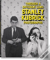 Capa do artigo Through a Different Lens