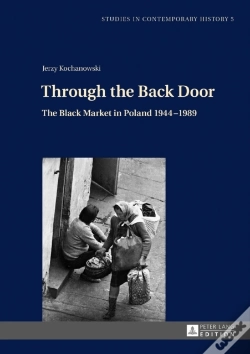 Capa do artigo Through The Back Door