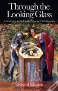 Capa do artigo Through The Looking Glass