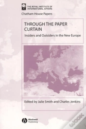 Capa do artigo Through The Paper Curtain