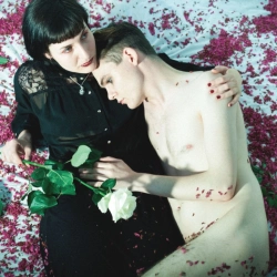 Capa do artigo Tomb for Two - Vinil