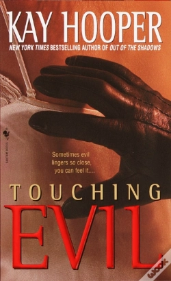 Capa do artigo Touching Evil