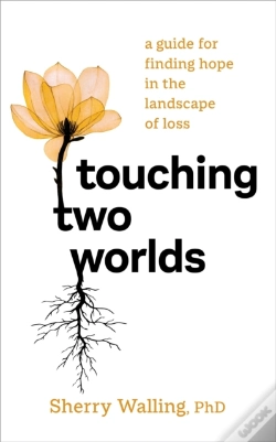 Capa do artigo Touching Two Worlds