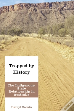 Capa do artigo Trapped By History