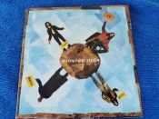Capa do artigo Turn It Upside Down - CD