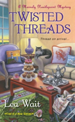Capa do artigo Twisted Threads