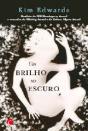 Um Brilho no Escuro - Preview