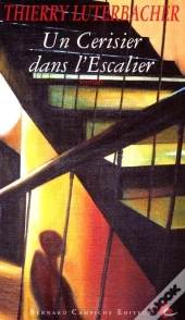 Un Cerisier Dans L'Escalier