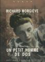 Un Petit Homme De Dos - Preview
