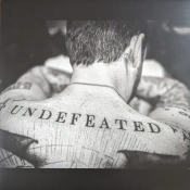 Capa do artigo Undefeated - Vinil