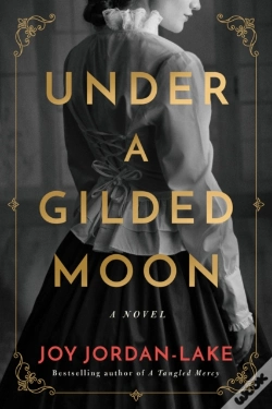 Capa do artigo Under A Gilded Moon