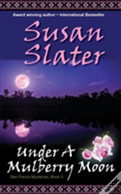 Capa do artigo Under A Mulberry Moon