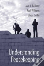 Capa do artigo Understanding Peacekeeping