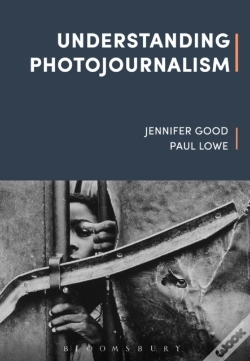 Capa do artigo Understanding Photojournalism